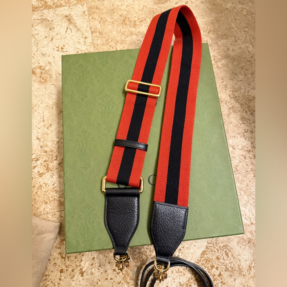 Gucci JACKIE 1961 MINI SHOULDER BAG - Picture 14 of 15